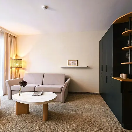 Harmony Valley Hotel *