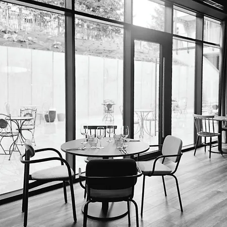 Harmony Valley Hotel *